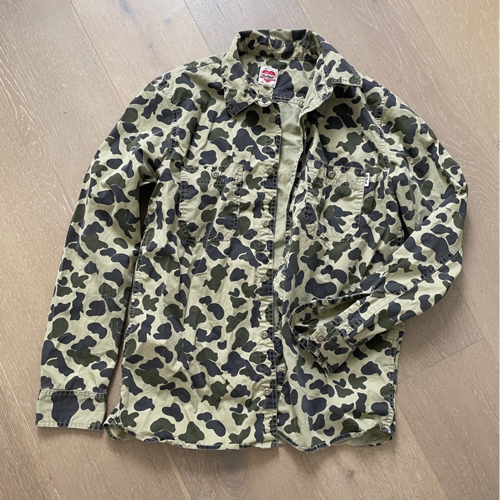 Vintage Carhartt WIP Camo Button Up